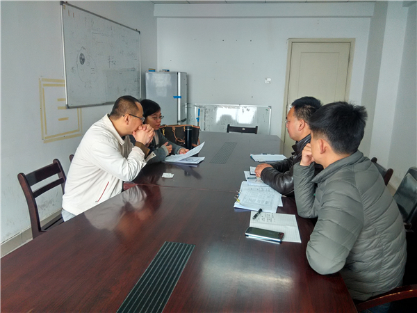九方工程公司洽谈.jpg