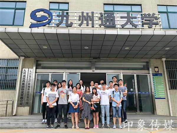 72F50C21F7543BD3BAC167A24999807C (2)_meitu_1.jpg