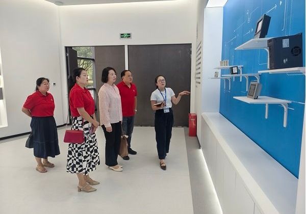 信息工程学院赴无锡访企拓岗