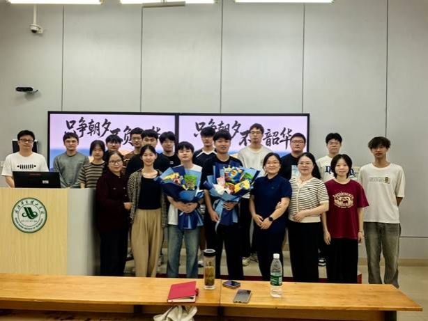 ac1b70e03bd0dd68133b73c77db76561